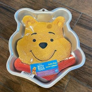 Winnie the Pooh donate cake pan baking pan brownie pan